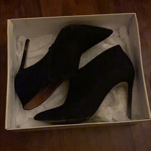 Steve Madden Black Booties